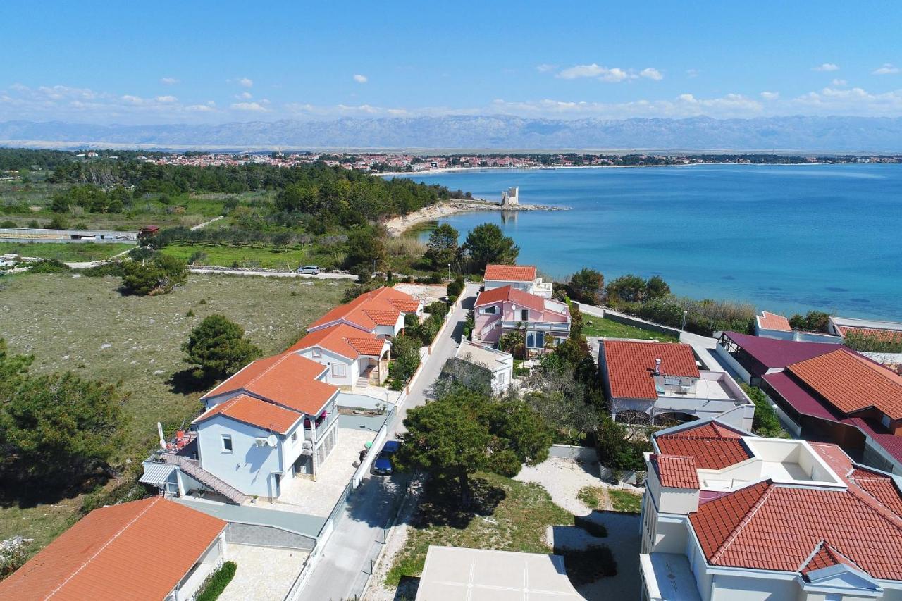 Apartmani Nella Vir Extérieur photo