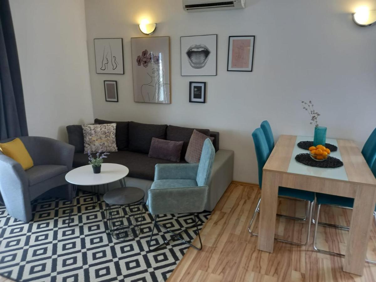 Apartmani Nella Vir Chambre photo